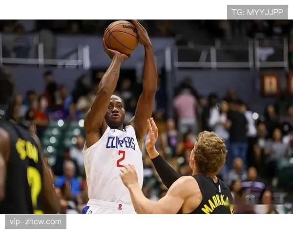 加兰复出后快船进攻节奏提升 与伦纳德挡拆配合初显威力 加兰复出后快船进攻节奏提升 与伦纳德挡拆配合初显威力